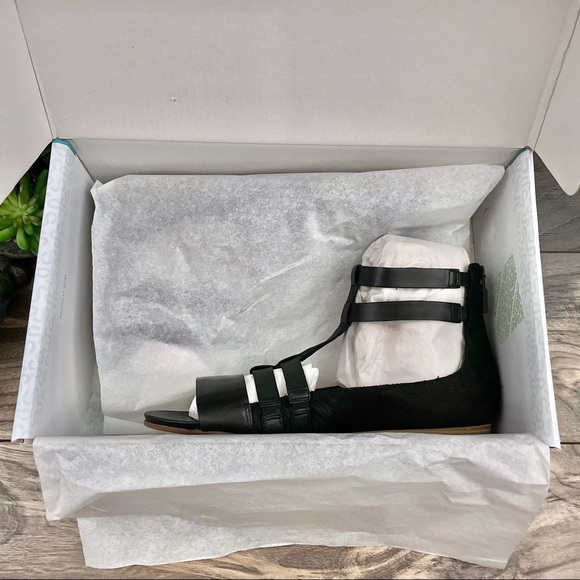 NIB SoftWalk Wide Cazadero Boho Gladiator Sandal - Picture 13 of 13